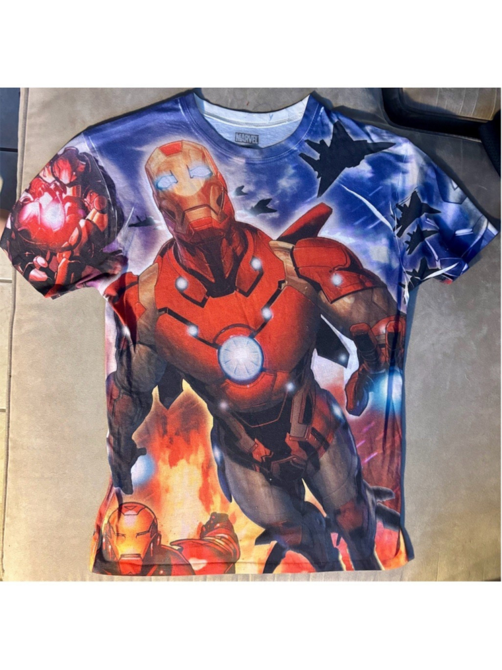 Marvel Iron Man T-Shirt Men's Size M Multicolor All-Over Print Crew Neck